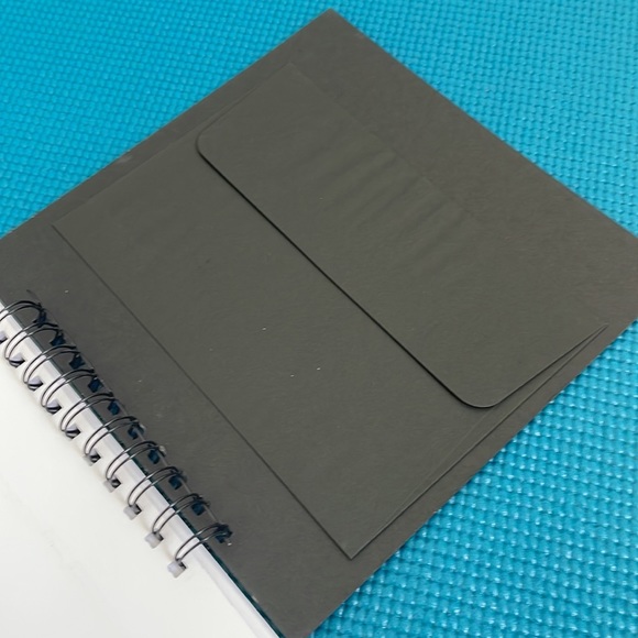 Wedding Planner notebook - Picture 9 of 10